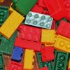 レゴブロックのような点字の積み木『Braille Bricks』